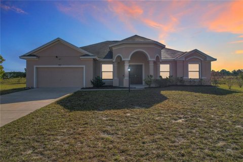 Villa ou maison à Lake Wales, Floride 4 chambres, 255.11 m2 № 2142807