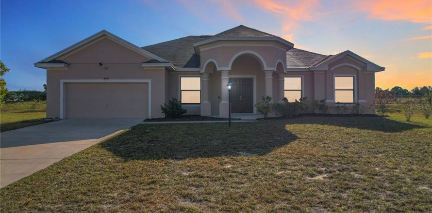 Villa ou maison à Lake Wales, Floride 4 chambres, 255.11 m2 № 2142807