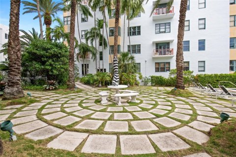 Condominio en venta en Miami Beach, Florida, 50.63 m2 № 1863595 - foto 19