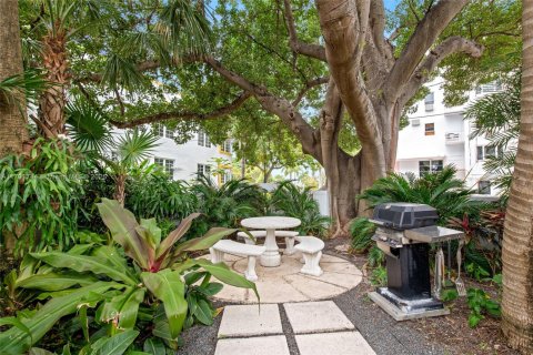Condominio en venta en Miami Beach, Florida, 50.63 m2 № 1863595 - foto 21