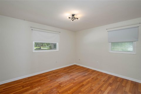 House in Winter Haven, Florida 3 bedrooms, 204.01 sq.m. № 1813599 - photo 19
