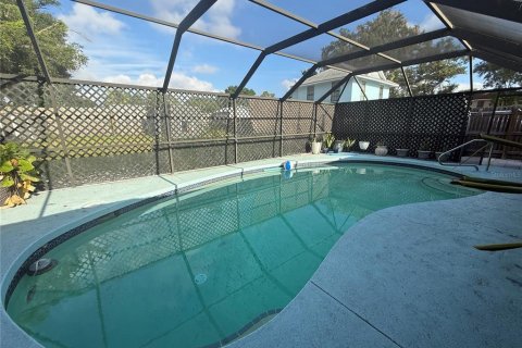 Villa ou maison à louer à Bradenton, Floride: 2 chambres, 105.63 m2 № 2142440 - photo 19