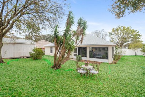 House in Eustis, Florida 3 bedrooms, 156.45 sq.m. № 1527153 - photo 6