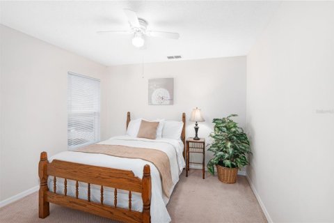 House in Eustis, Florida 3 bedrooms, 156.45 sq.m. № 1527153 - photo 23
