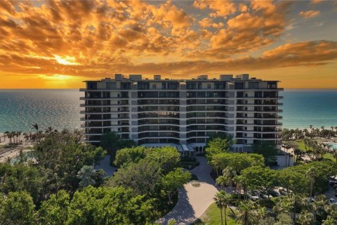 Condo in Longboat Key, Florida, 2 bedrooms № 2142524