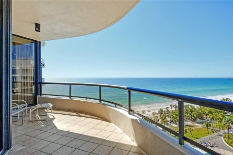 Condo in Longboat Key, Florida, 2 bedrooms № 2142524 - photo 4