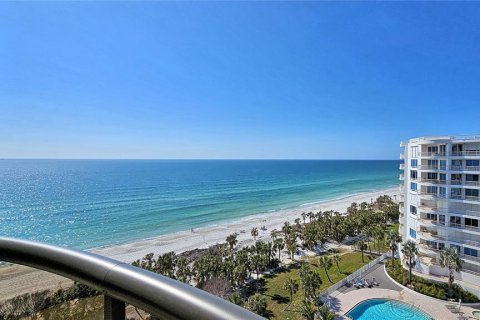 Condo in Longboat Key, Florida, 2 bedrooms № 2142524 - photo 5