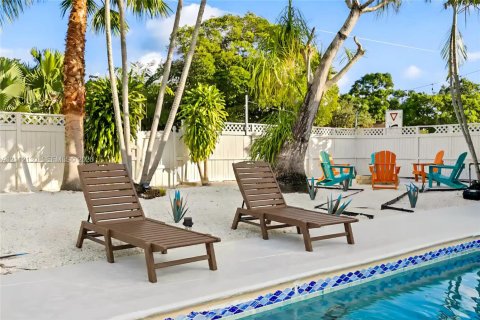 Villa ou maison à vendre à West Palm Beach, Floride: 5 chambres, 254.55 m2 № 2431289 - photo 7