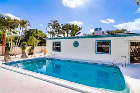 Villa ou maison à vendre à West Palm Beach, Floride: 5 chambres, 254.55 m2 № 2431289 - photo 5