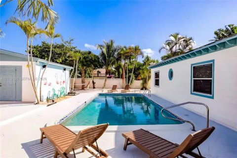 Villa ou maison à vendre à West Palm Beach, Floride: 5 chambres, 254.55 m2 № 2431289 - photo 6