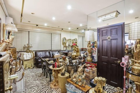 Купить виллу или дом в Лайтхаус-Пойнт, Флорида 7 комнат, 506.41м2, № 2187384 - фото 26