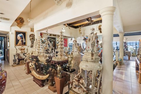 Купить виллу или дом в Лайтхаус-Пойнт, Флорида 7 комнат, 506.41м2, № 2187384 - фото 11