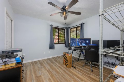 House in South Daytona, Florida 3 bedrooms, 118.17 sq.m. № 1637321 - photo 15