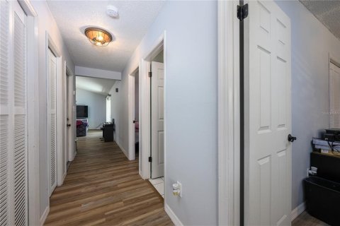 House in South Daytona, Florida 3 bedrooms, 118.17 sq.m. № 1637321 - photo 17