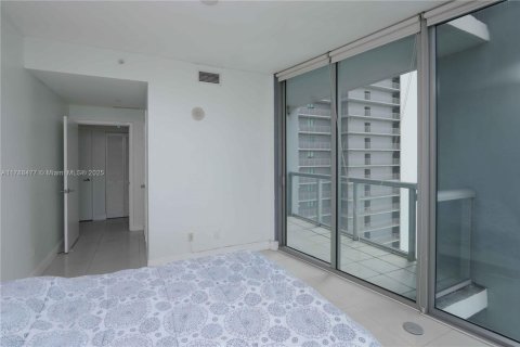 Condo in Miami, Florida, 2 bedrooms  № 1645157 - photo 24