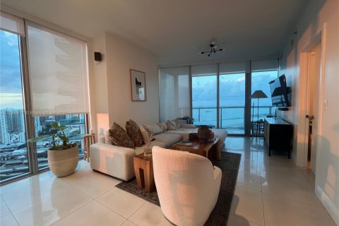 Condo in Miami, Florida, 2 bedrooms  № 1645157 - photo 30