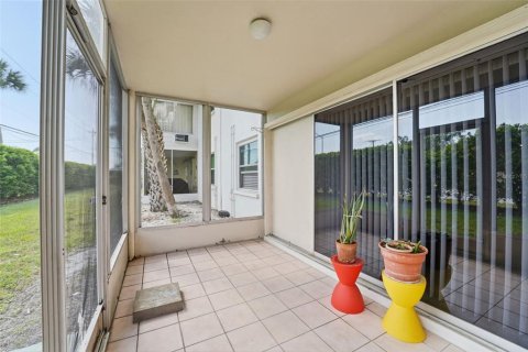 Купить кондоминиум в Сарасота, Флорида 6 комнат, 66.43м2, № 2106288 - фото 24