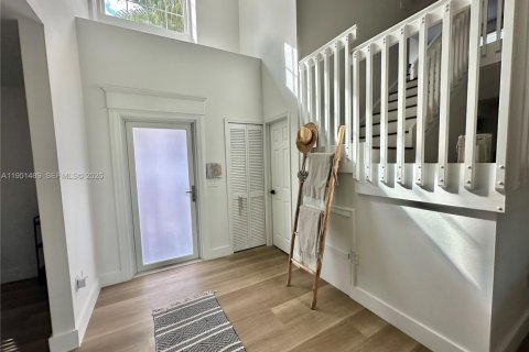 Villa ou maison à vendre à Pembroke Pines, Floride: 3 chambres, 193.61 m2 № 2333673 - photo 3