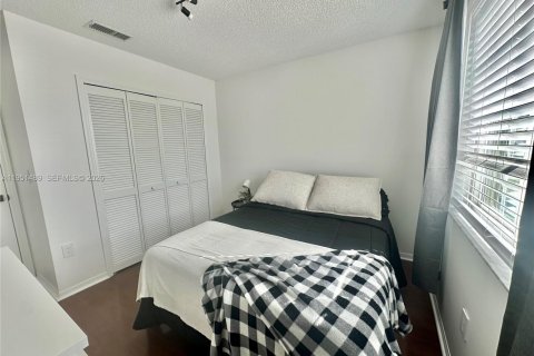 Villa ou maison à vendre à Pembroke Pines, Floride: 3 chambres, 193.61 m2 № 2333673 - photo 26