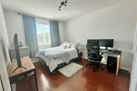 Villa ou maison à vendre à Pembroke Pines, Floride: 3 chambres, 193.61 m2 № 2333673 - photo 23