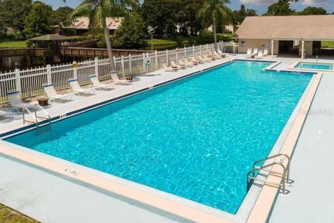 Adosado en venta en Pinellas Park, Florida, 3 dormitorios, 150.5 m2 № 2155734 - foto 14