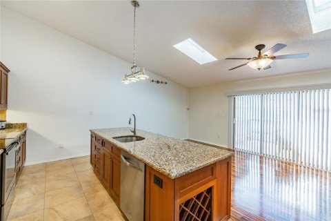 Adosado en venta en Pinellas Park, Florida, 3 dormitorios, 150.5 m2 № 2155734 - foto 4