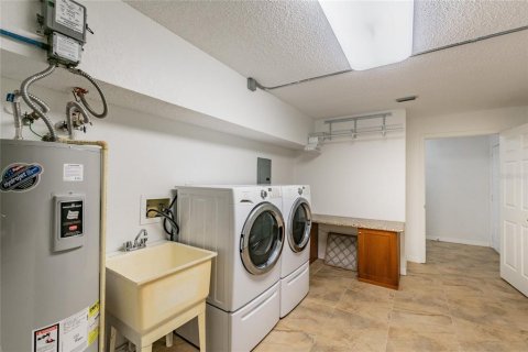 Adosado en venta en Pinellas Park, Florida, 3 dormitorios, 150.5 m2 № 2155734 - foto 9