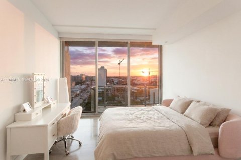 Condo in Miami Beach, Florida, 3 bedrooms  № 2002768 - photo 13