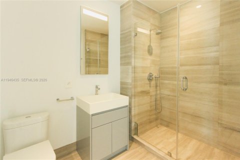 Condo in Miami Beach, Florida, 3 bedrooms  № 2002768 - photo 18