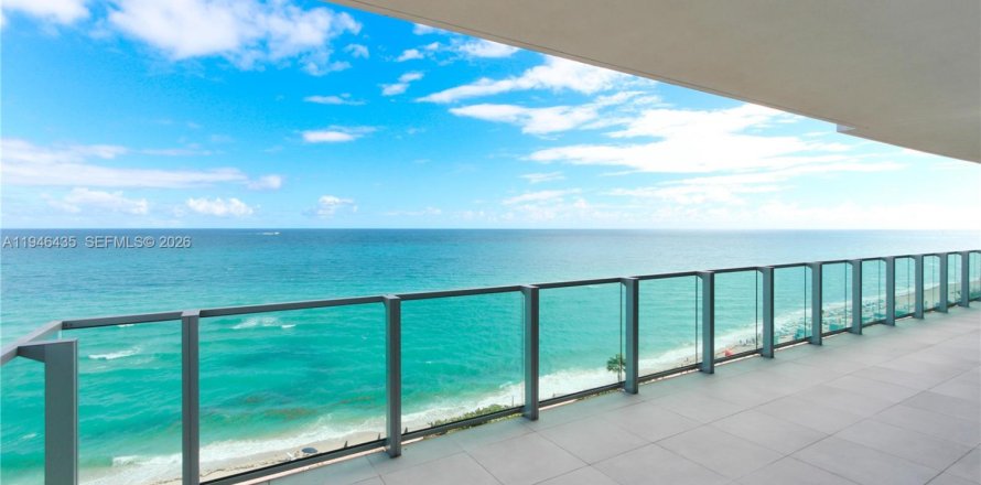 Condo in Miami Beach, Florida, 3 bedrooms  № 2002768
