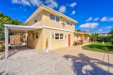 Casa en venta en Big Pine Key, Florida, 4 dormitorios, 201.23 m2 № 1975525 - foto 10