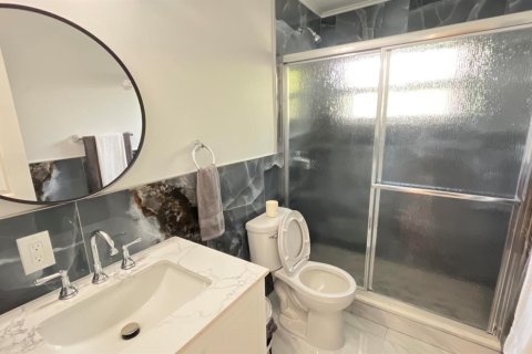 Villa ou maison à vendre à Wilton Manors, Floride: 2 chambres, 102.56 m2 № 2390563 - photo 9