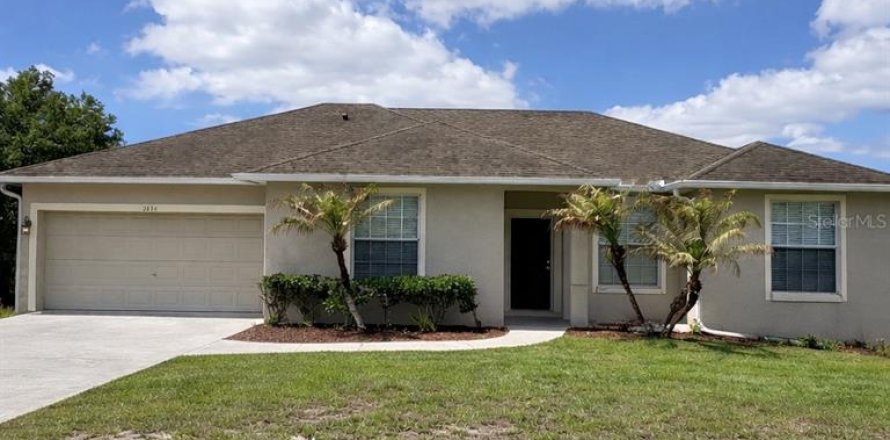 Villa ou maison à Deltona, Floride 3 chambres, 136.38 m2 № 2166668