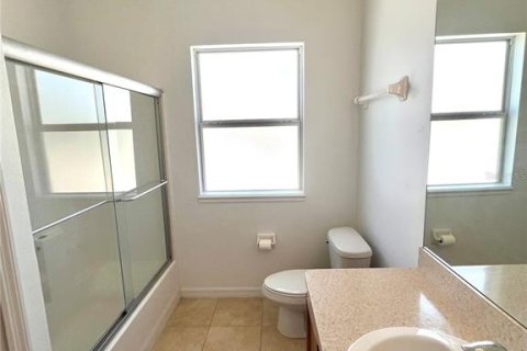 Villa ou maison à louer à Deltona, Floride: 3 chambres, 136.38 m2 № 2166668 - photo 16