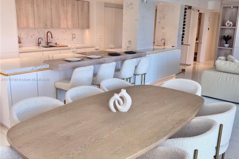 Condominio en venta en Aventura, Florida, 2 dormitorios, 169.55 m2 № 1735659 - foto 6