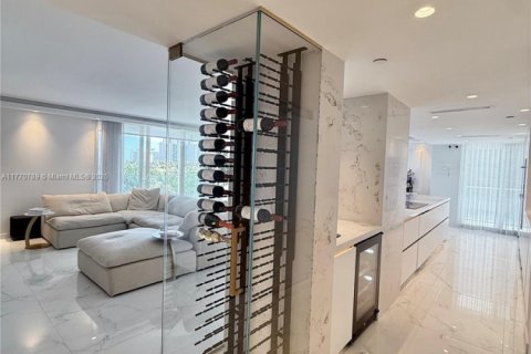 Condominio en venta en Aventura, Florida, 2 dormitorios, 169.55 m2 № 1735659 - foto 19