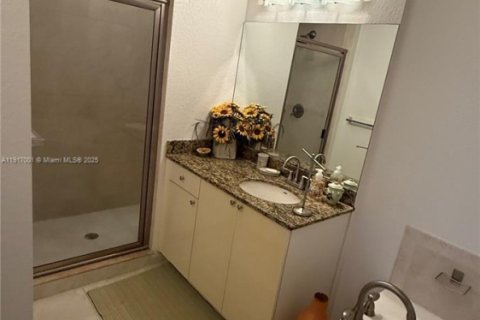 Condominio en venta en Hollywood, Florida, 2 dormitorios, 108.14 m2 № 1973970 - foto 19