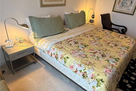 Condominio en venta en Hollywood, Florida, 2 dormitorios, 108.14 m2 № 1973970 - foto 18