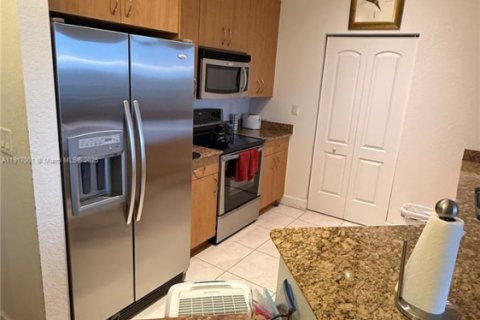 Condominio en venta en Hollywood, Florida, 2 dormitorios, 108.14 m2 № 1973970 - foto 6