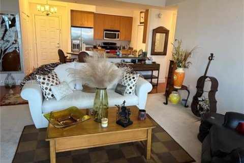 Condominio en venta en Hollywood, Florida, 2 dormitorios, 108.14 m2 № 1973970 - foto 28