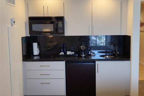 Condo in Fort Lauderdale, Florida, 1 bedroom  № 2082561 - photo 7
