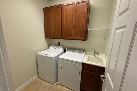 Townhouse in Orlando, Florida 3 bedrooms, 156.08 sq.m. № 1918510 - photo 21
