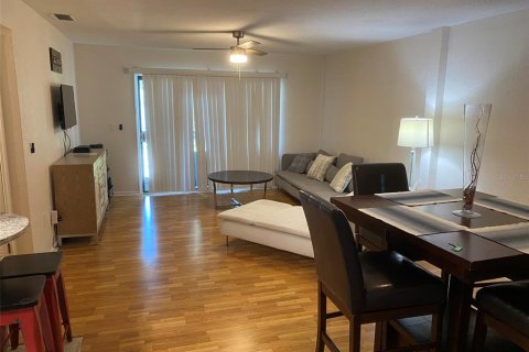 Condo in New Smyrna Beach, Florida, 2 bedrooms  № 1204719 - photo 25