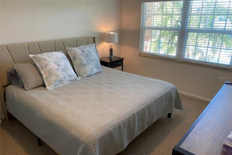 Condo in New Smyrna Beach, Florida, 2 bedrooms  № 1204719 - photo 6