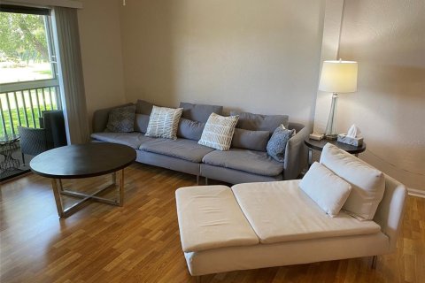 Condo in New Smyrna Beach, Florida, 2 bedrooms  № 1204719 - photo 22