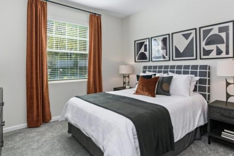 Casa en venta en Clermont, Florida, 4 dormitorios, 235.23 m2 № 2384281 - foto 11