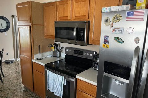 House in Kissimmee, Florida 3 bedrooms, 124.86 sq.m. № 1894522 - photo 13