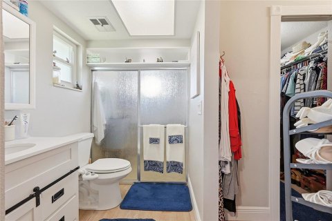 House in North Fort Myers, Florida 4 bedrooms, 171.96 sq.m. № 2157137 - photo 22