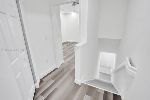 Touwnhouse à vendre à Deerfield Beach, Floride: 3 chambres, 127.83 m2 № 2005226 - photo 18