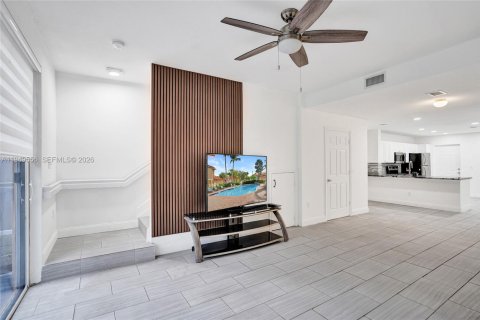 Touwnhouse à vendre à Deerfield Beach, Floride: 3 chambres, 127.83 m2 № 2005226 - photo 16